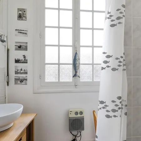 Appartement Des Embruns - Welkeys Trouville-sur-Mer Exterior foto