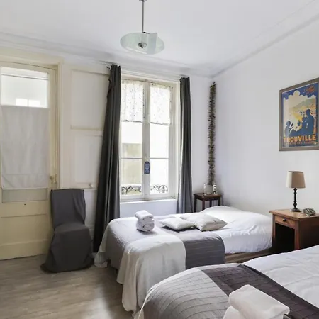 Appartement Des Embruns - Welkeys Trouville-sur-Mer Exterior foto